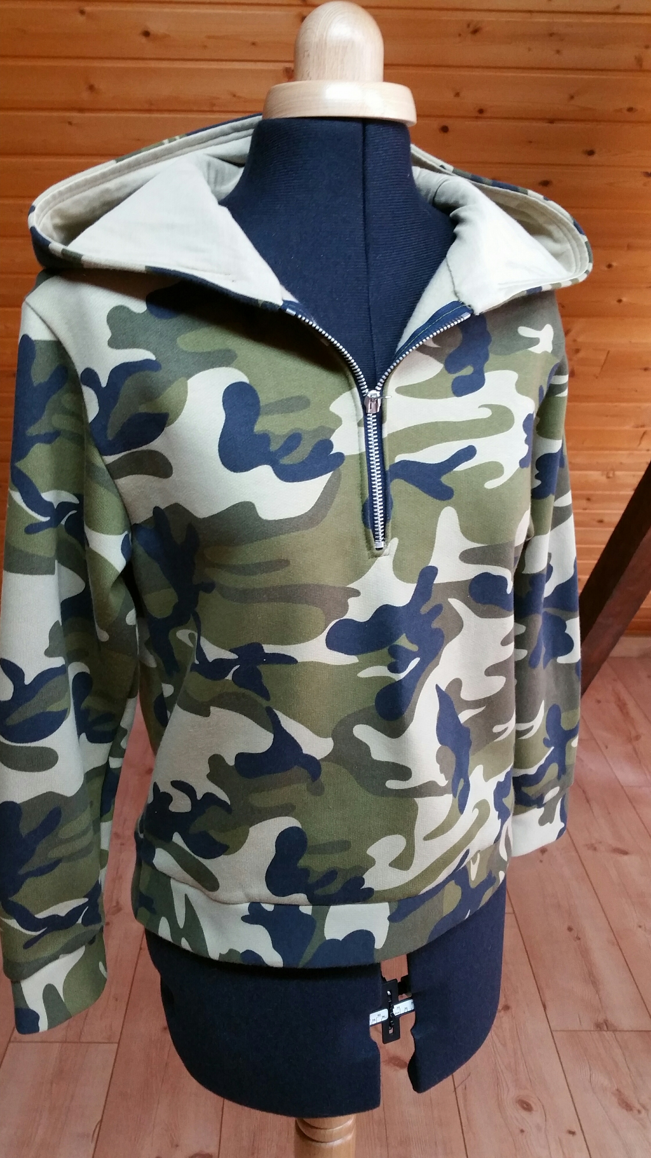Sweat à capuche camouflé – le retour de GI Jane
