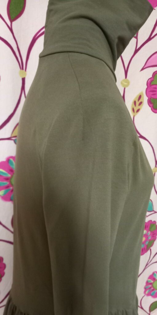 # Flow and swing Ottobre Women n° 6/202